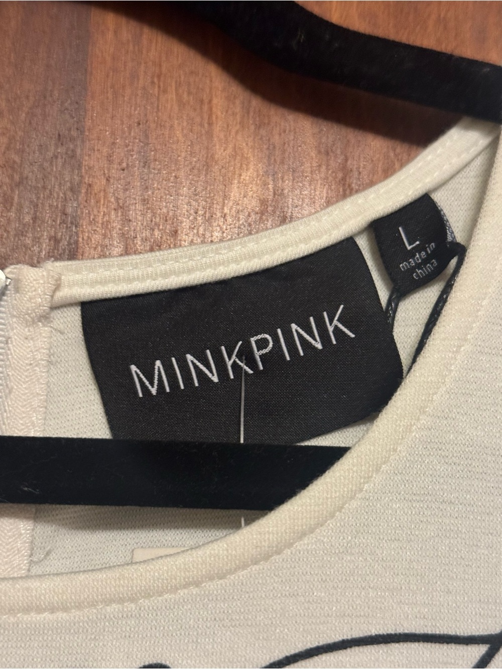 MINKPINK Women’s Bodycon Y2K Geometric Mini Dress Size Large - Picture 3 of 7